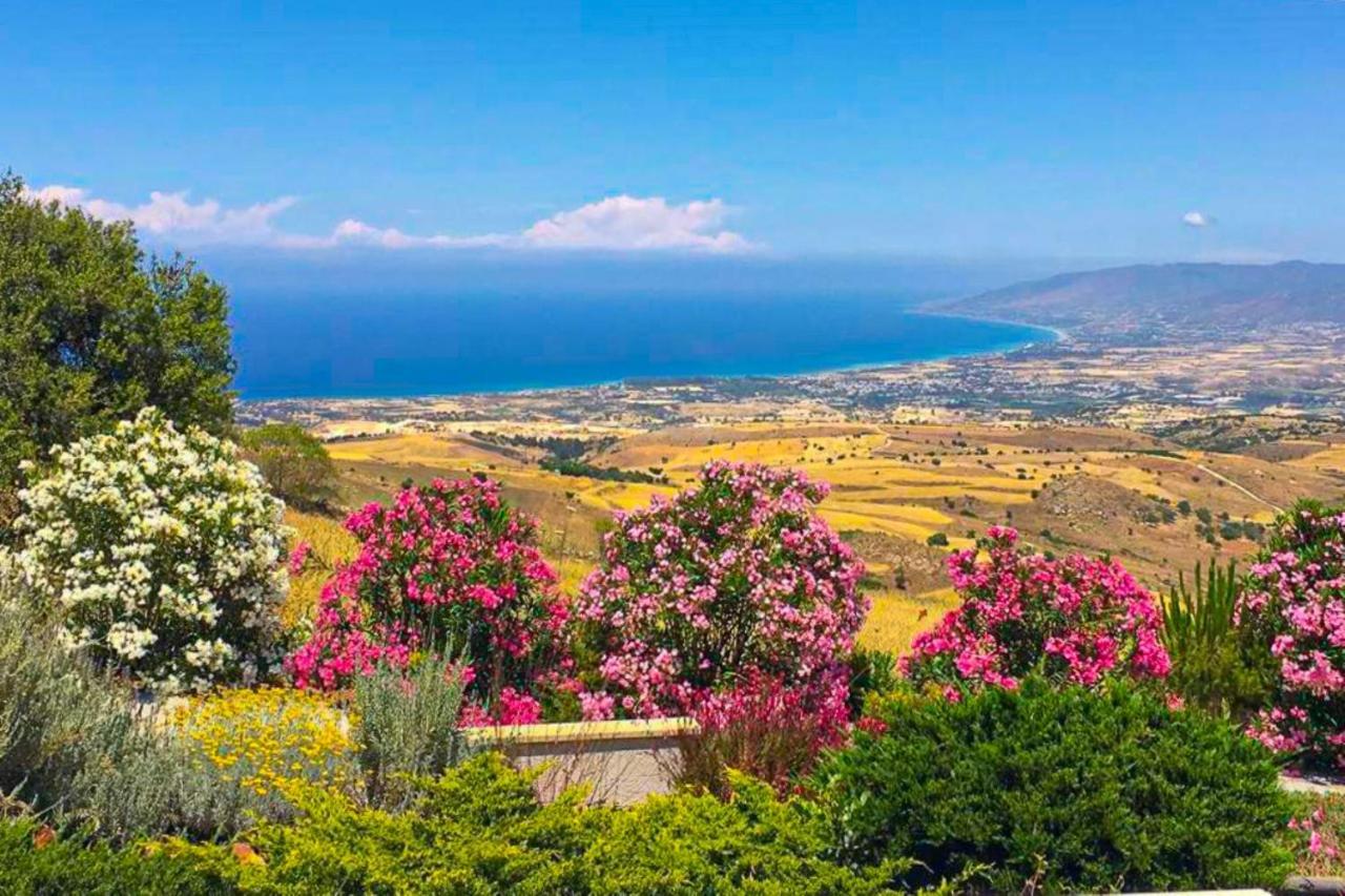 Villa Styliani Dhrousha Buitenkant foto